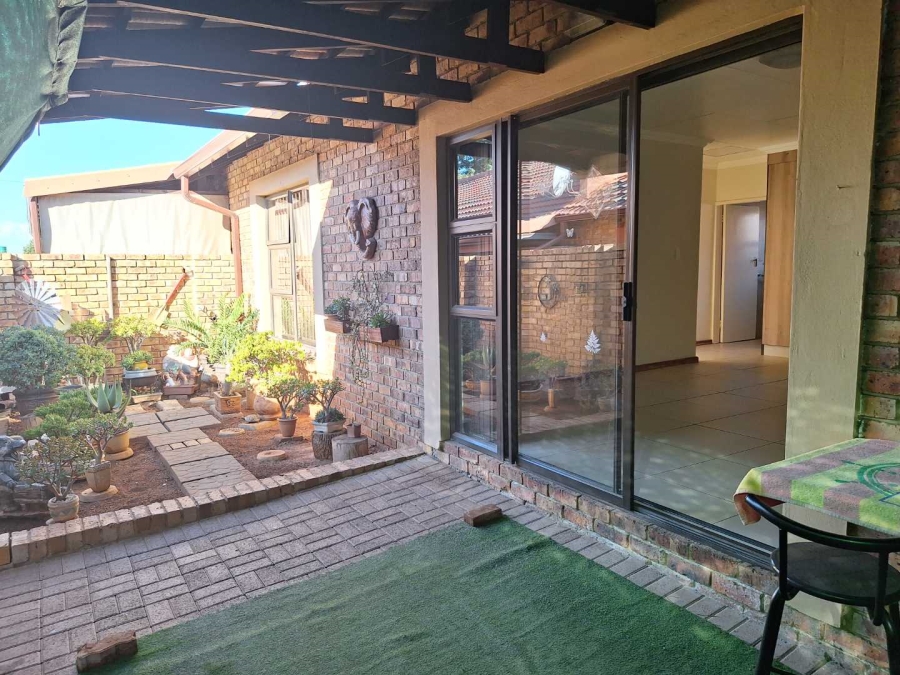 2 Bedroom Property for Sale in Riversdale Gauteng