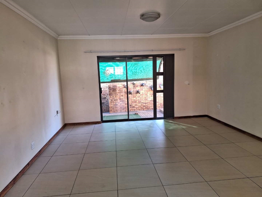 2 Bedroom Property for Sale in Riversdale Gauteng