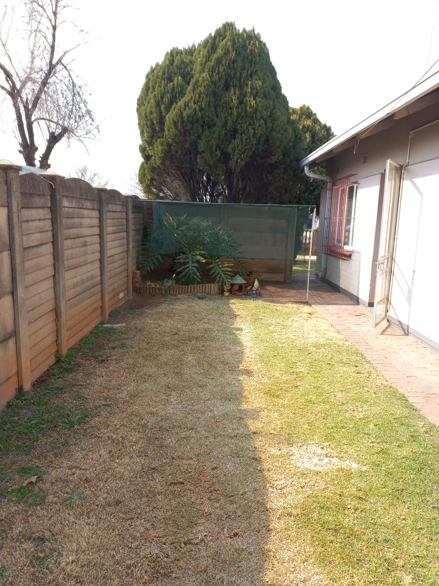 4 Bedroom Property for Sale in Vanderbijlpark CE 1 Gauteng