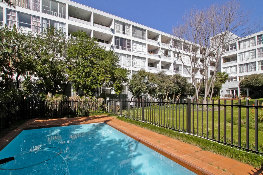 1 Bedroom Property for Sale in Illovo Gauteng