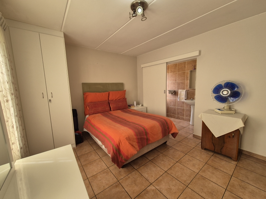 2 Bedroom Property for Sale in Oriel Gauteng