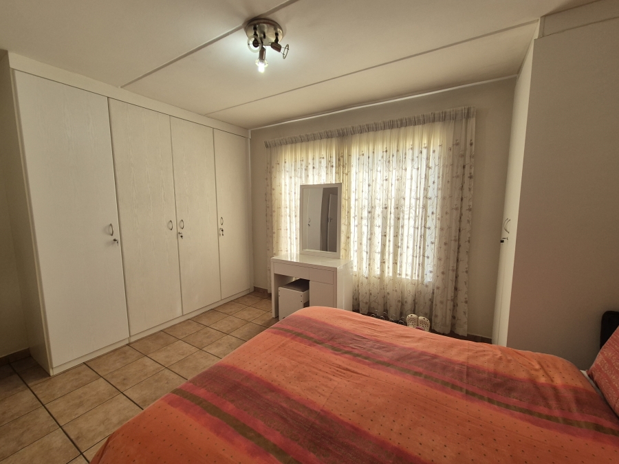 2 Bedroom Property for Sale in Oriel Gauteng