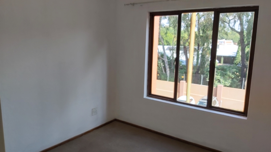 2 Bedroom Property for Sale in Fourways Gauteng