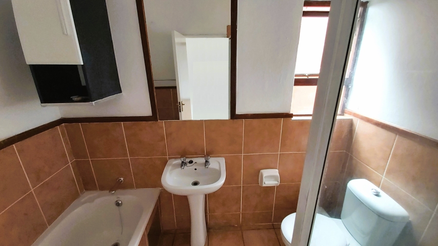 2 Bedroom Property for Sale in Fourways Gauteng