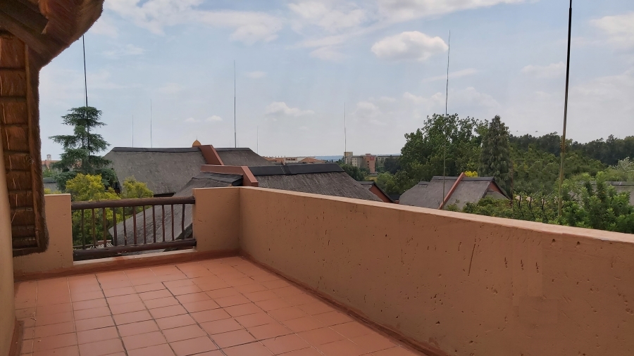 2 Bedroom Property for Sale in Fourways Gauteng