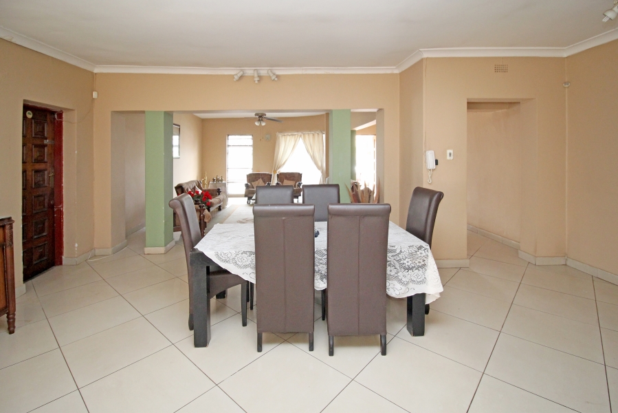 5 Bedroom Property for Sale in Homestead Park Gauteng