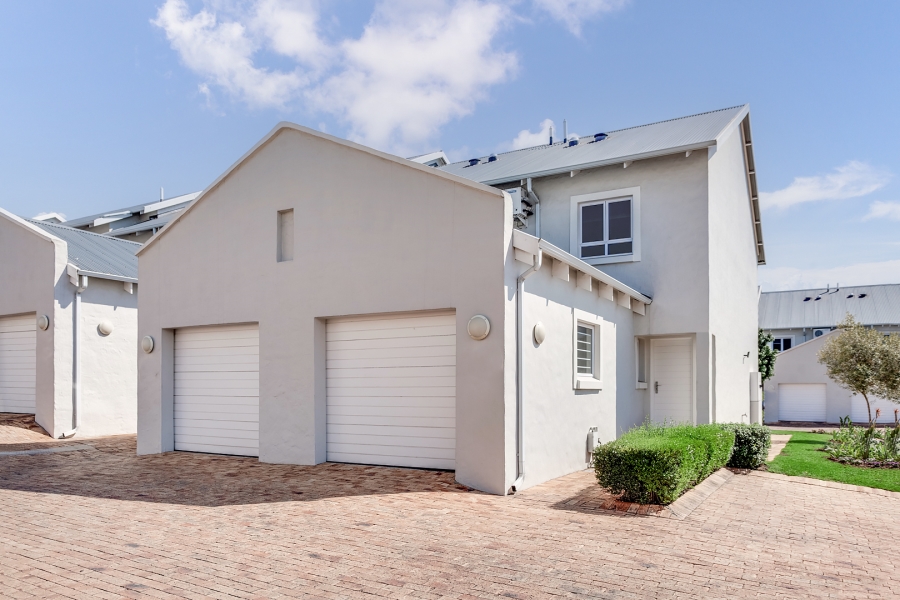 2 Bedroom Property for Sale in Bryanston Gauteng