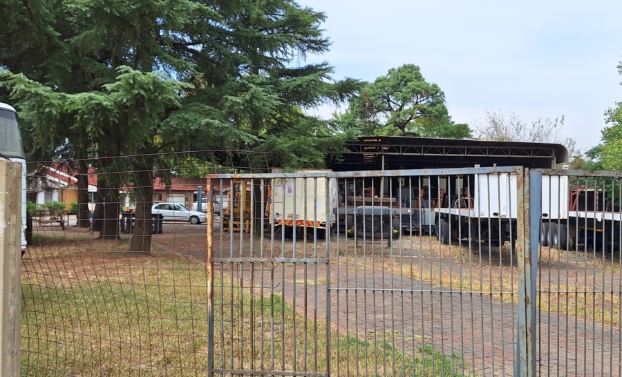 3 Bedroom Property for Sale in Theoville Gauteng