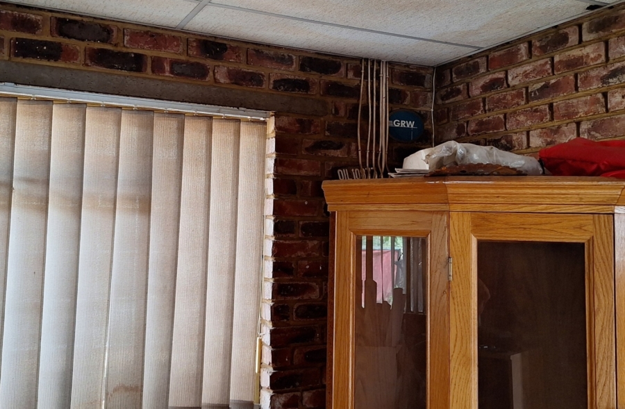 3 Bedroom Property for Sale in Theoville Gauteng