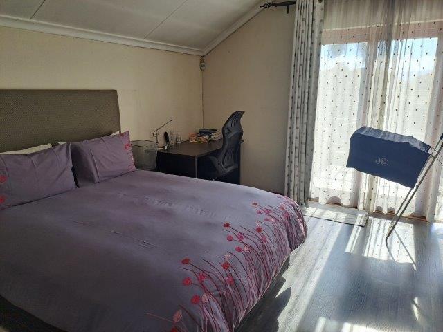 3 Bedroom Property for Sale in Oriel Gauteng