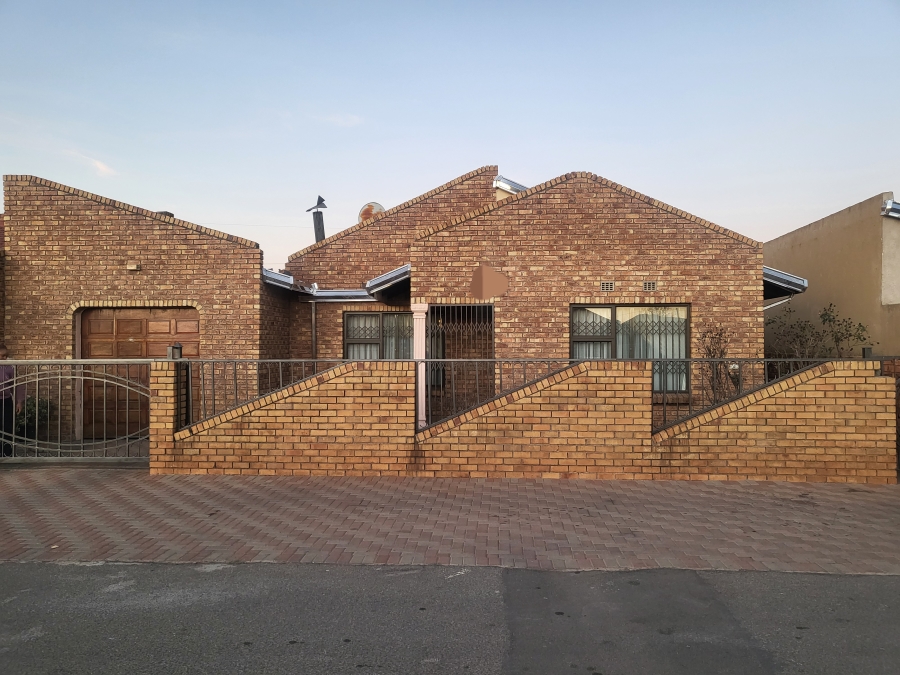 3 Bedroom Property for Sale in Kwa Thema Gauteng