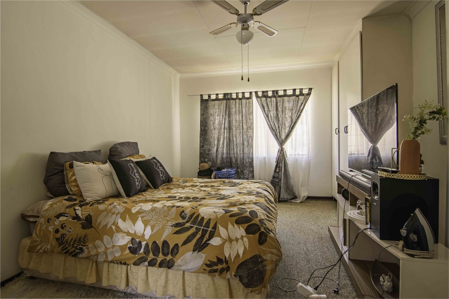 3 Bedroom Property for Sale in Maraisburg Gauteng