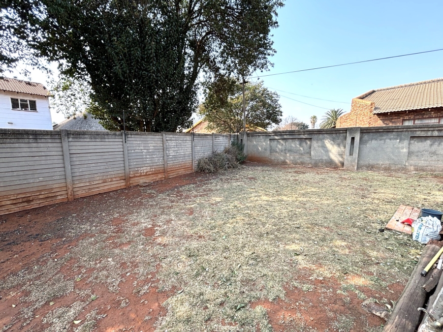 3 Bedroom Property for Sale in Dawn Park Gauteng