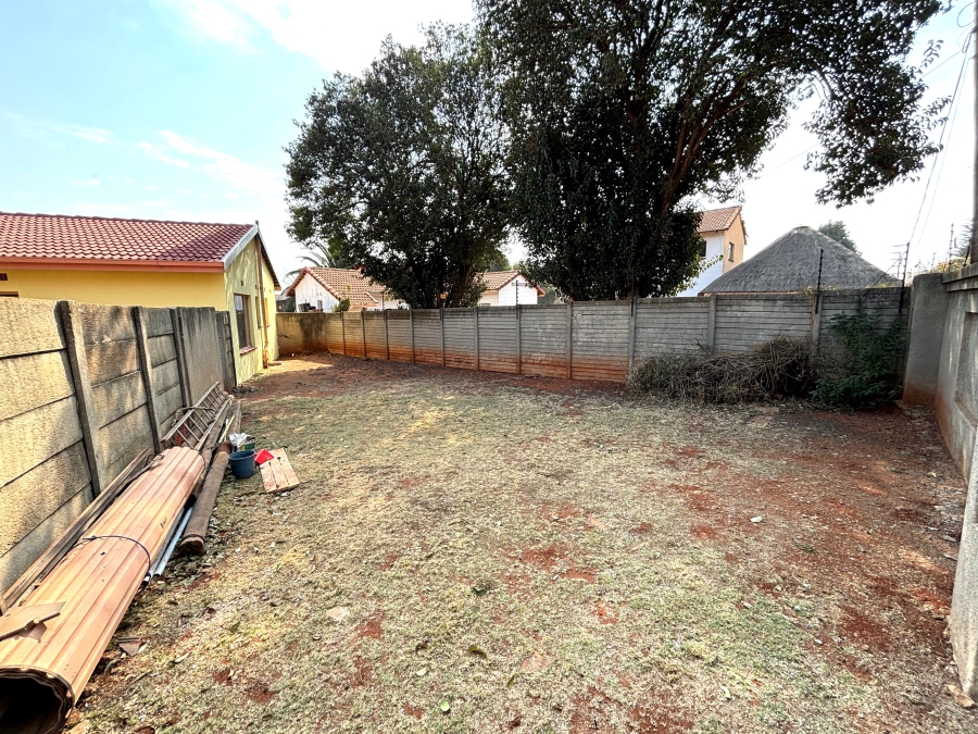 3 Bedroom Property for Sale in Dawn Park Gauteng