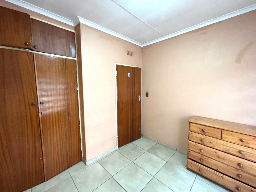 3 Bedroom Property for Sale in Dawn Park Gauteng