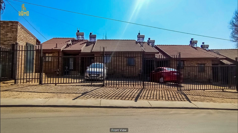 2 Bedroom Property for Sale in Olievenhoutbosch Gauteng