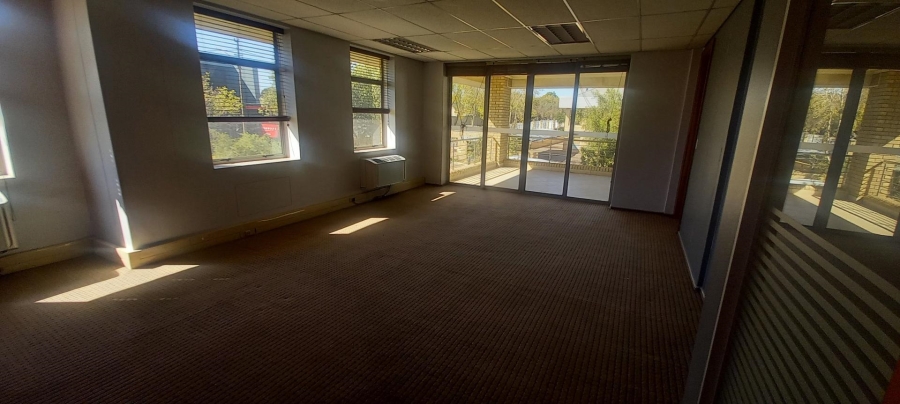 To Let commercial Property for Rent in Meadowbrook Gauteng