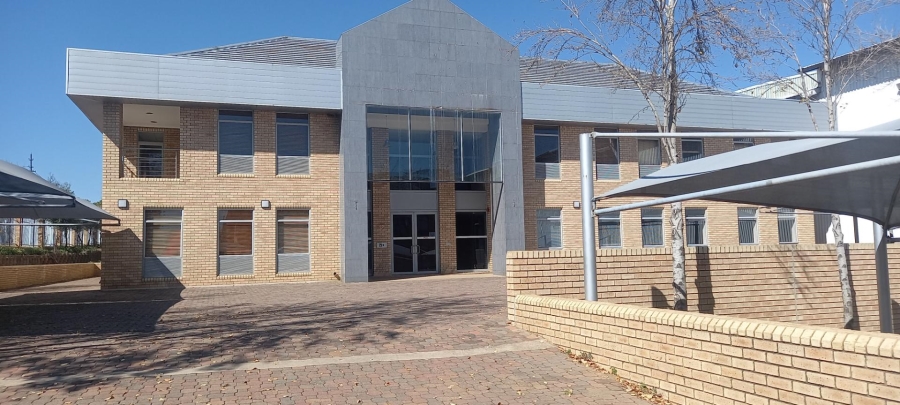 To Let commercial Property for Rent in Meadowbrook Gauteng