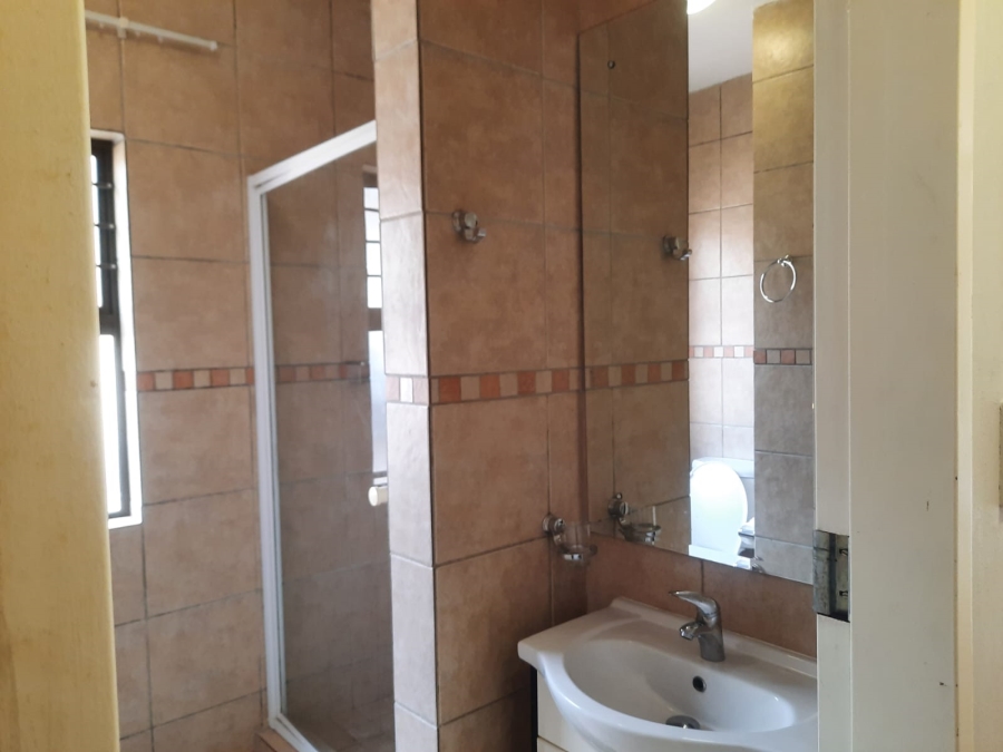 1 Bedroom Property for Sale in Hazeldean Gauteng