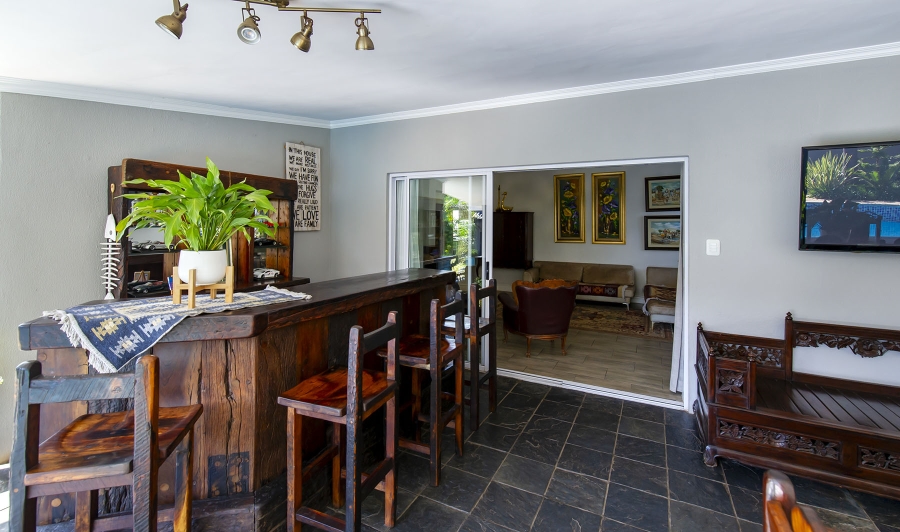 7 Bedroom Property for Sale in Bedford Park Gauteng