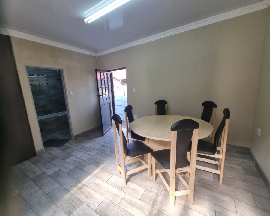 To Let 2 Bedroom Property for Rent in Parkrand Gauteng