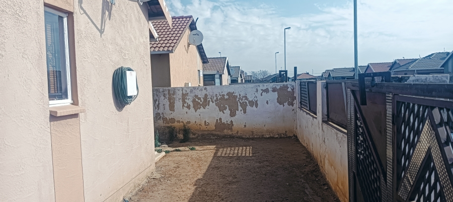 3 Bedroom Property for Sale in Windmill Park Gauteng