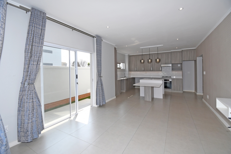 2 Bedroom Property for Sale in Morningside Gauteng