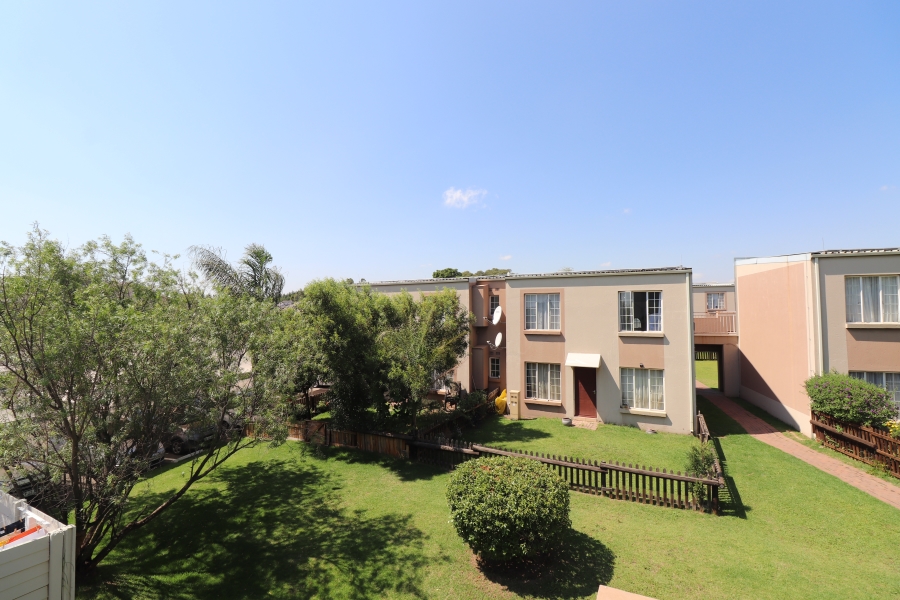 2 Bedroom Property for Sale in Norton Home Estate AH Gauteng