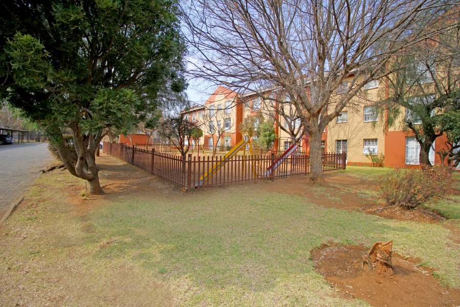 3 Bedroom Property for Sale in Weltevreden Park Gauteng