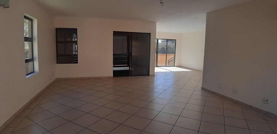 5 Bedroom Property for Sale in Kosmosdal Gauteng