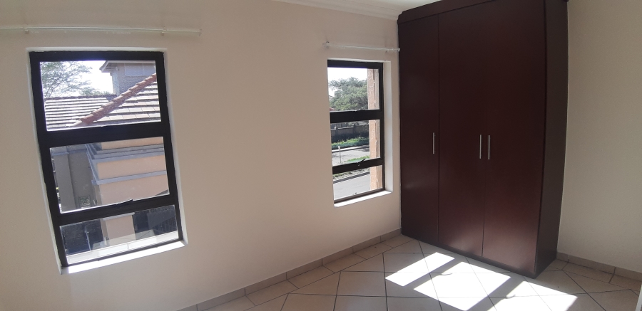 5 Bedroom Property for Sale in Kosmosdal Gauteng