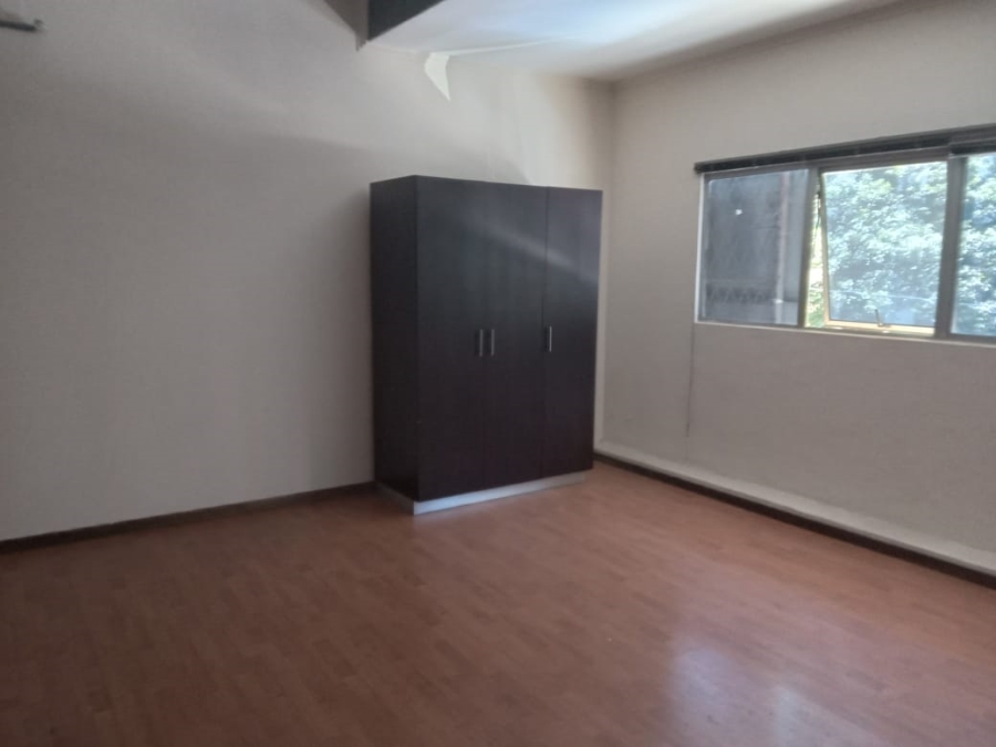 To Let 1 Bedroom Property for Rent in Johannesburg Central Gauteng