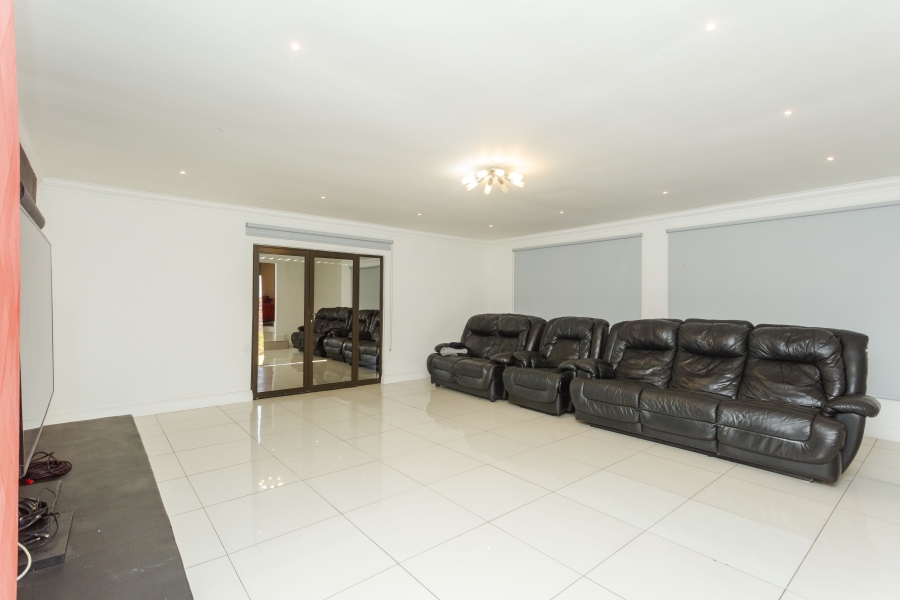 3 Bedroom Property for Sale in Heuweloord Gauteng