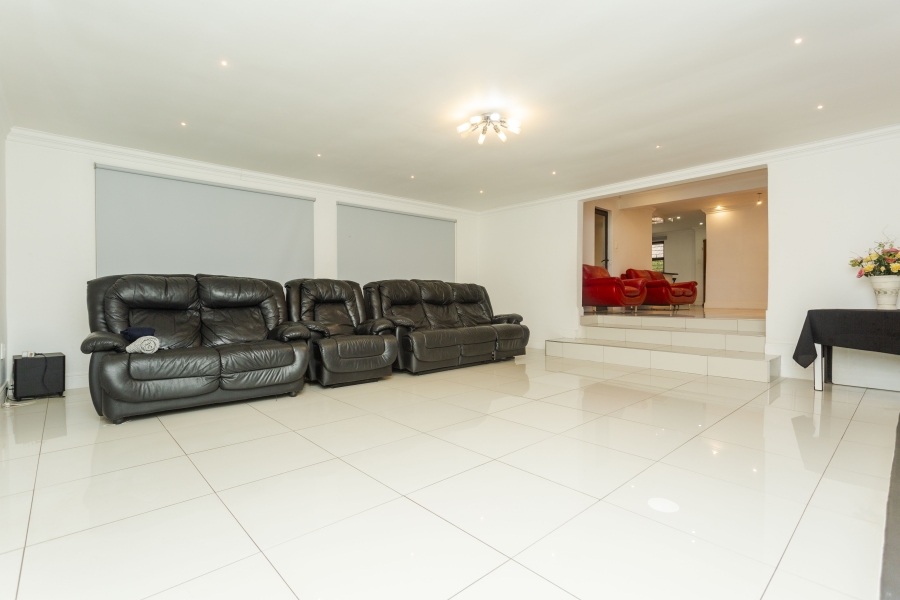 3 Bedroom Property for Sale in Heuweloord Gauteng