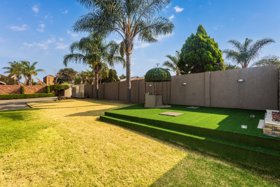 3 Bedroom Property for Sale in Heuweloord Gauteng