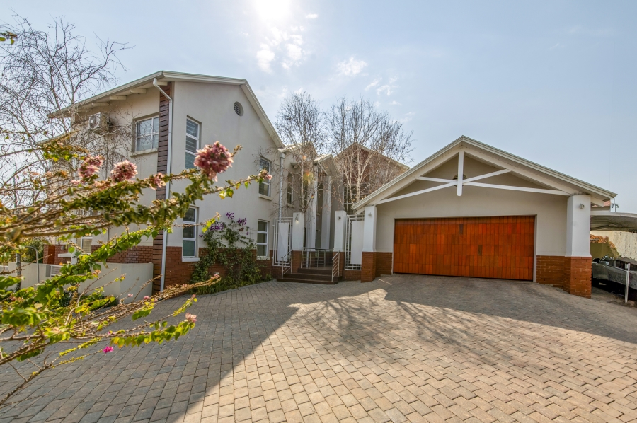 4 Bedroom Property for Sale in Kyalami Glen Estate Gauteng