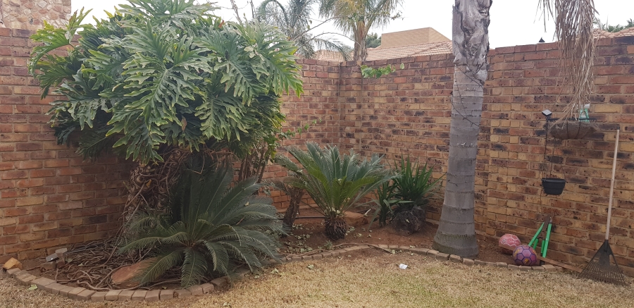 3 Bedroom Property for Sale in Bartlett Gauteng