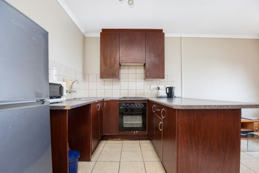 1 Bedroom Property for Sale in Grand Central Gauteng
