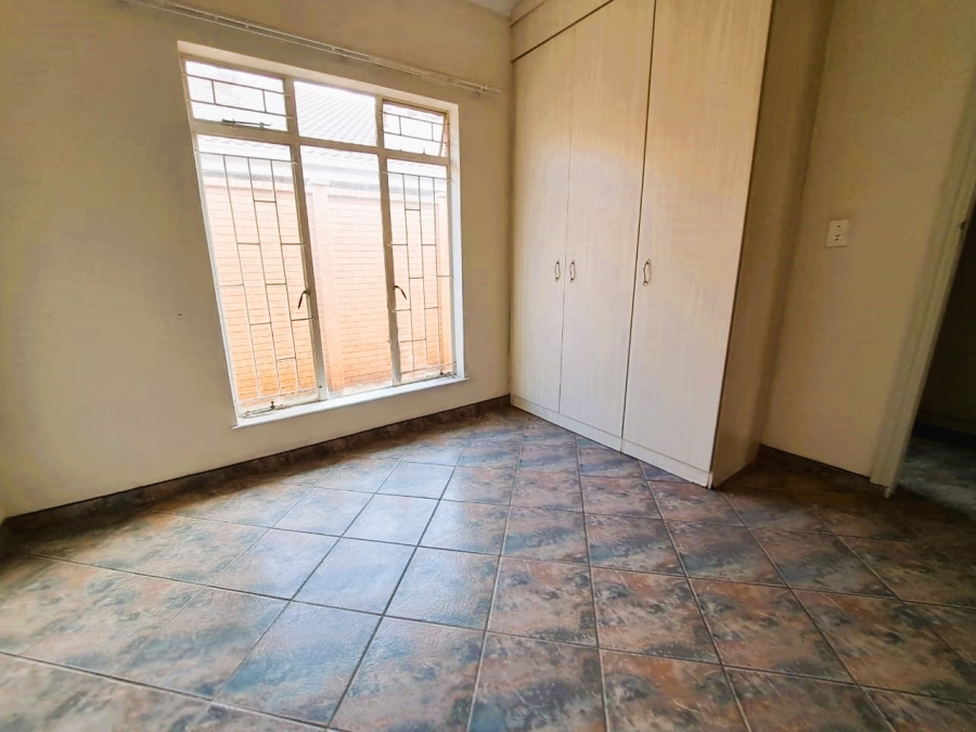 2 Bedroom Property for Sale in Duncanville Gauteng