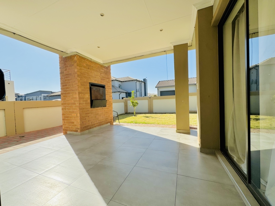 4 Bedroom Property for Sale in Roodeplaat Gauteng