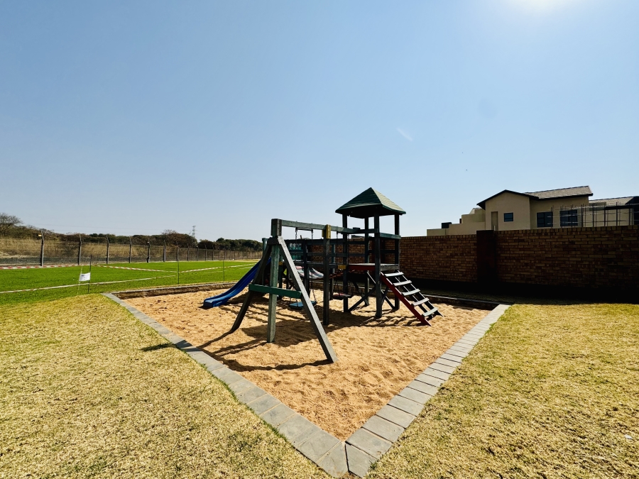 4 Bedroom Property for Sale in Roodeplaat Gauteng