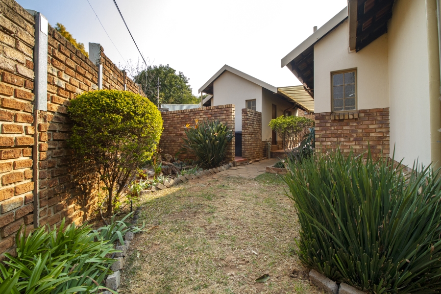 3 Bedroom Property for Sale in Monument Park Gauteng