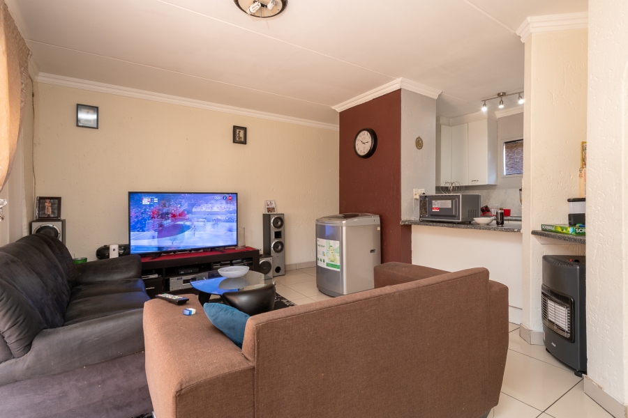 2 Bedroom Property for Sale in Winchester Hills Gauteng