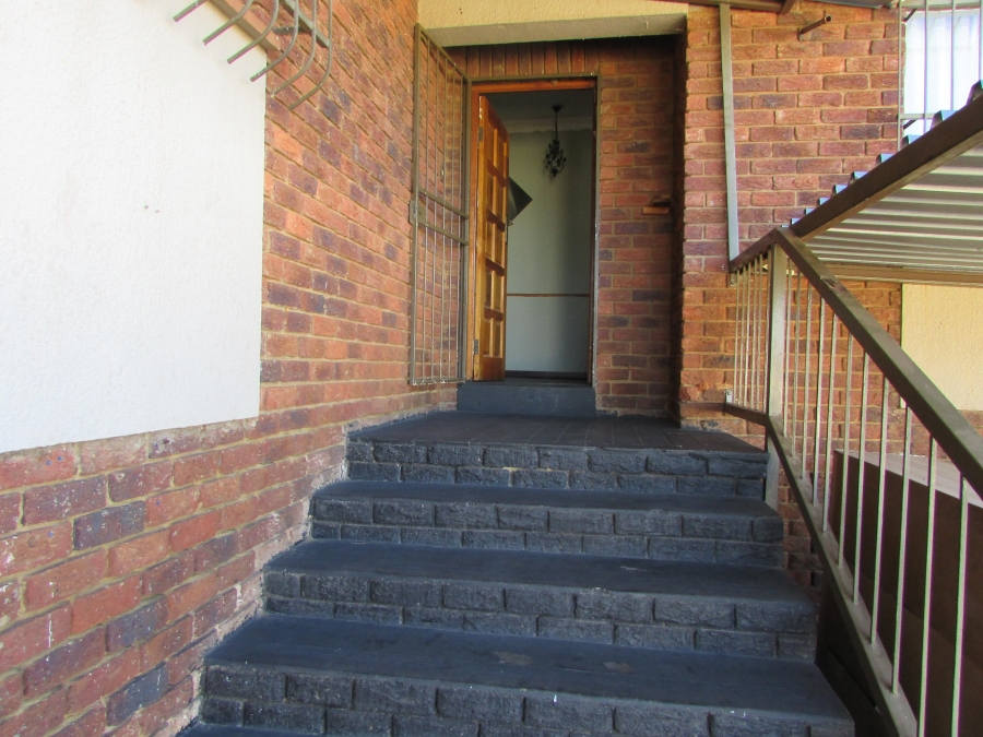 3 Bedroom Property for Sale in Hillshaven Gauteng