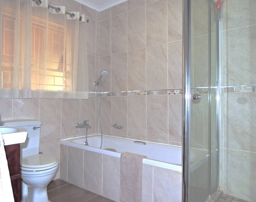 3 Bedroom Property for Sale in Rant En Dal Gauteng