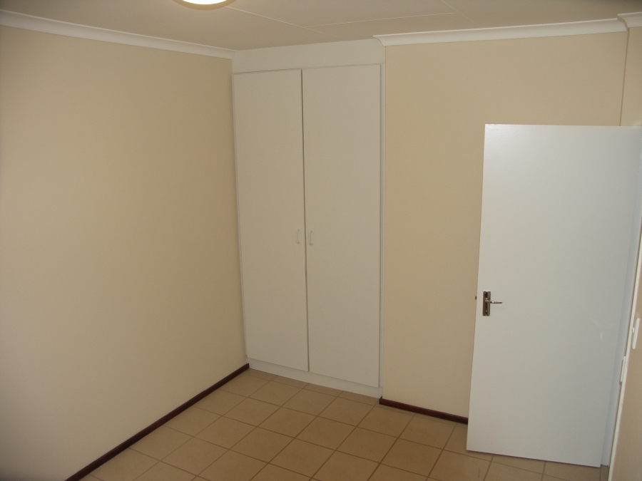 2 Bedroom Property for Sale in Moffat View Gauteng