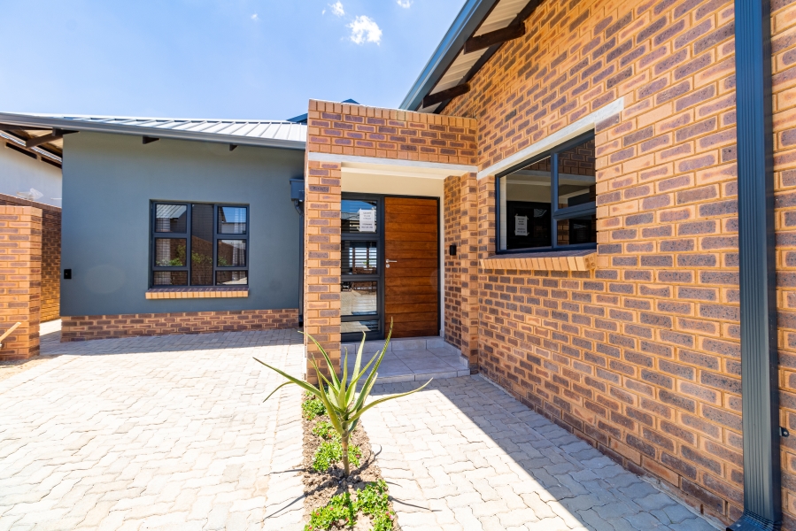 3 Bedroom Property for Sale in Six Fountains Residential Estate Gauteng