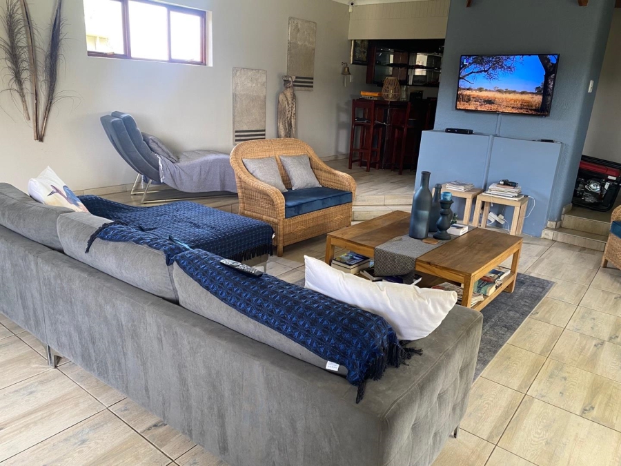 3 Bedroom Property for Sale in Theoville Gauteng