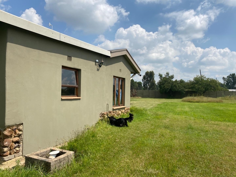 3 Bedroom Property for Sale in Theoville Gauteng