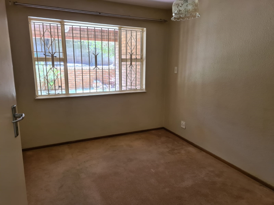 To Let 2 Bedroom Property for Rent in Northcliff Gauteng